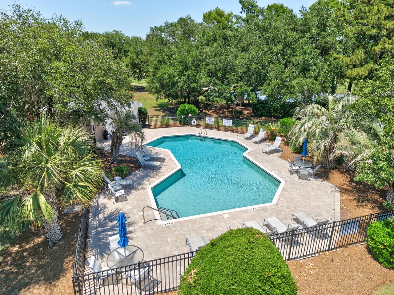 DeBordieu Colony: Fairway Oak Villas