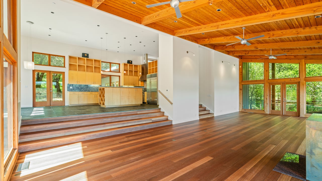 Leslie Creek Retreat