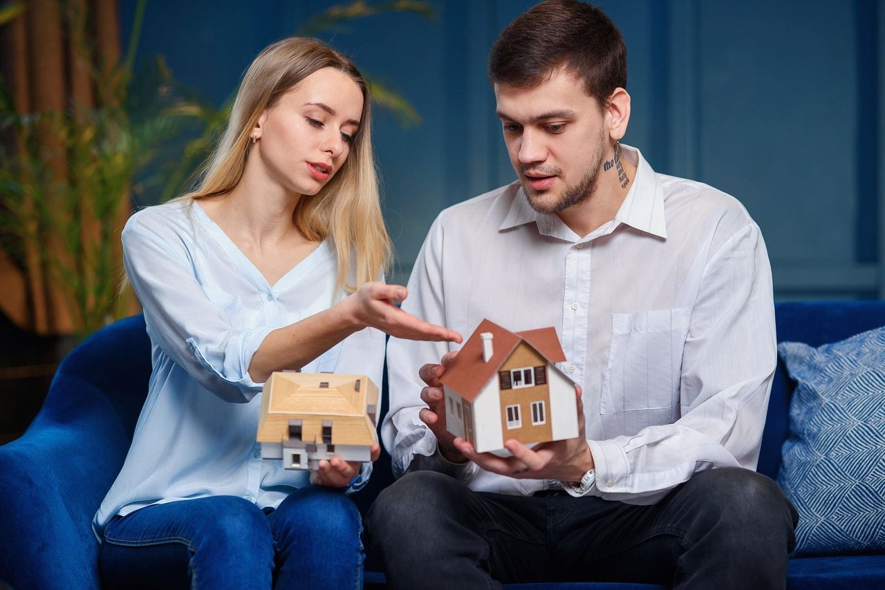 How to Choose Between a Condo, Townhome, and Single-Family Home