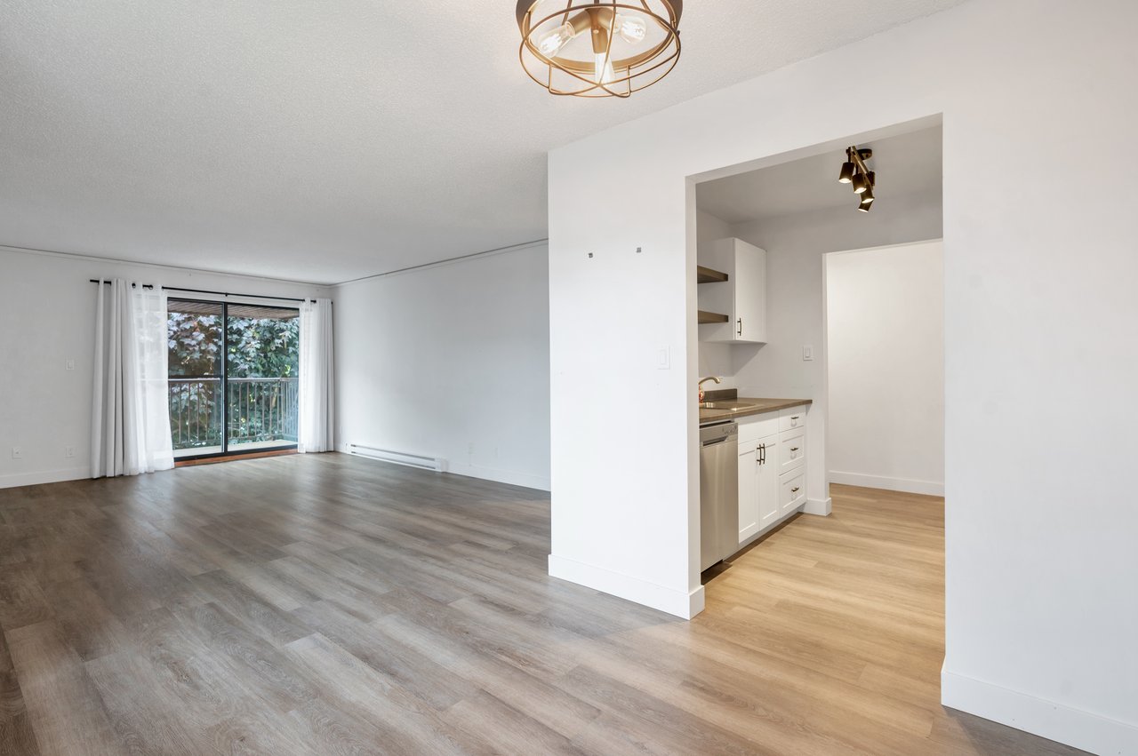 585 Dogwood St S # 201