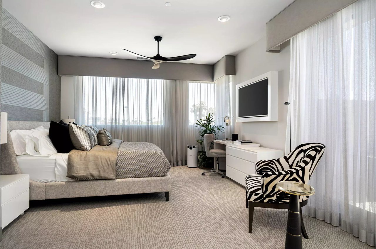 281 S Hermosa Drive 