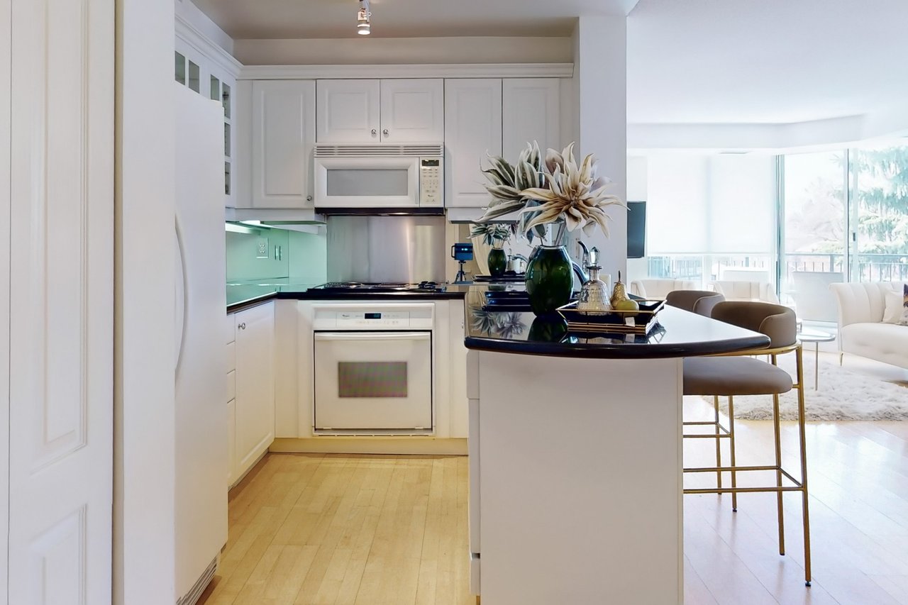 3130 Yonge Street Unit: 305
