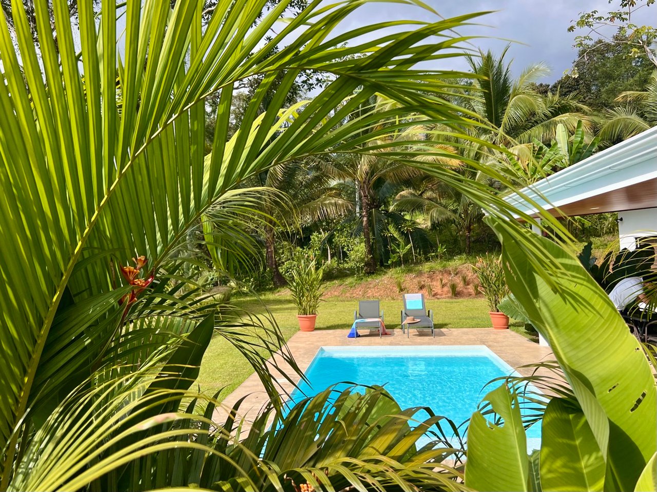 Brand New Modern Home in a Private Tropical Setting - Tres Rios