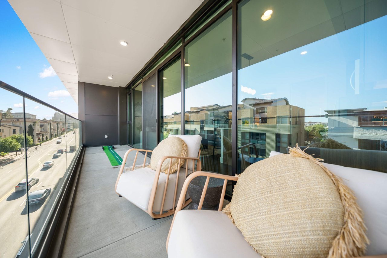 218 N El Molino #415 