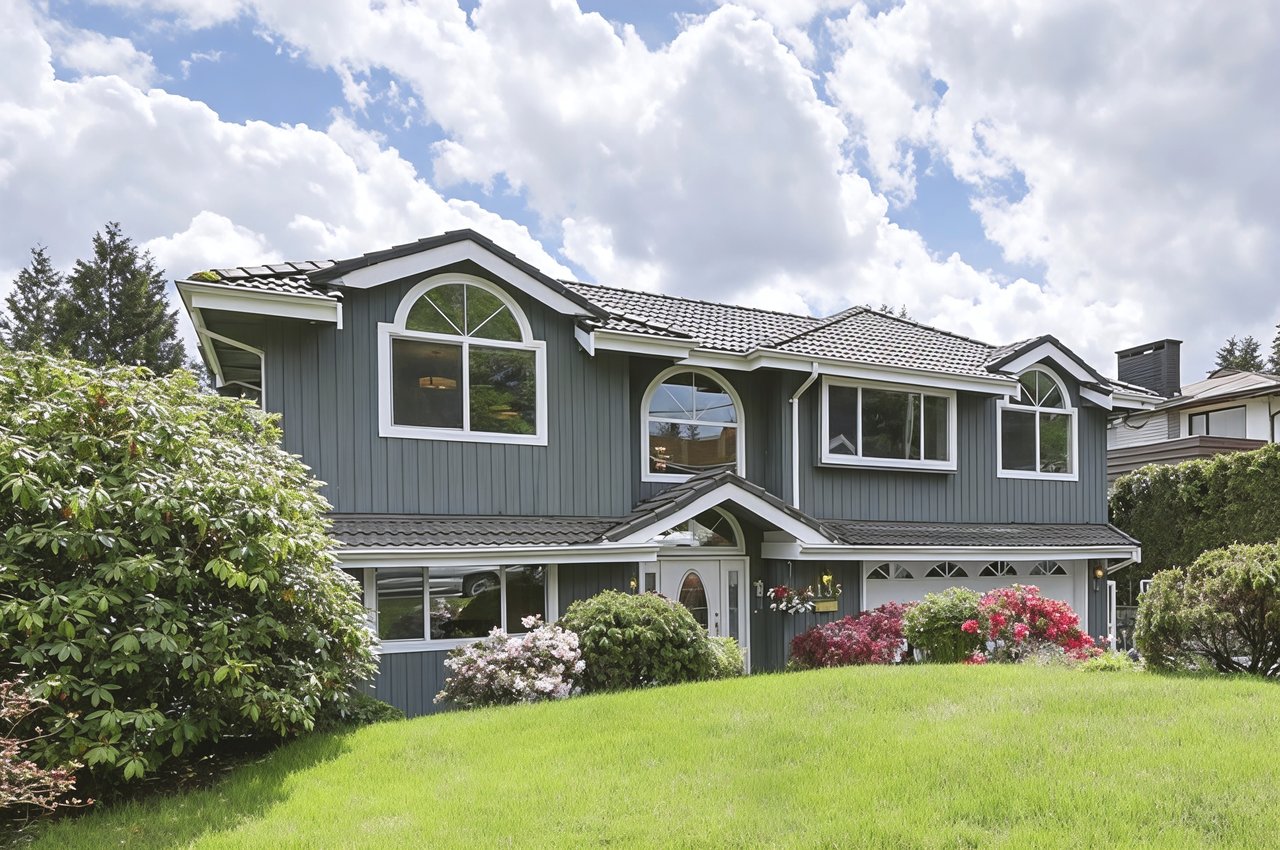 4135 Golf Dr