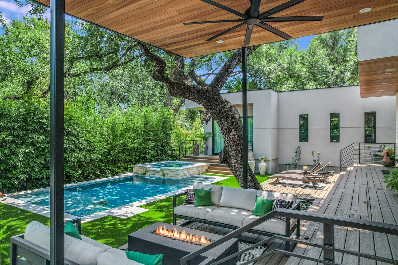 Modern on Ridgewood