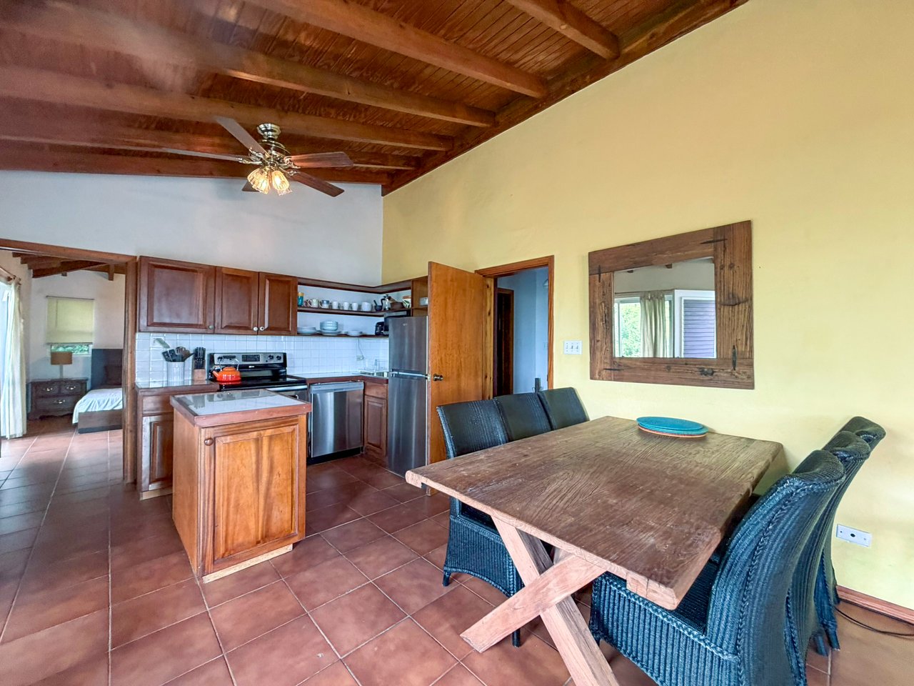 587 Lambert Beach Villa 3 Bedrooms