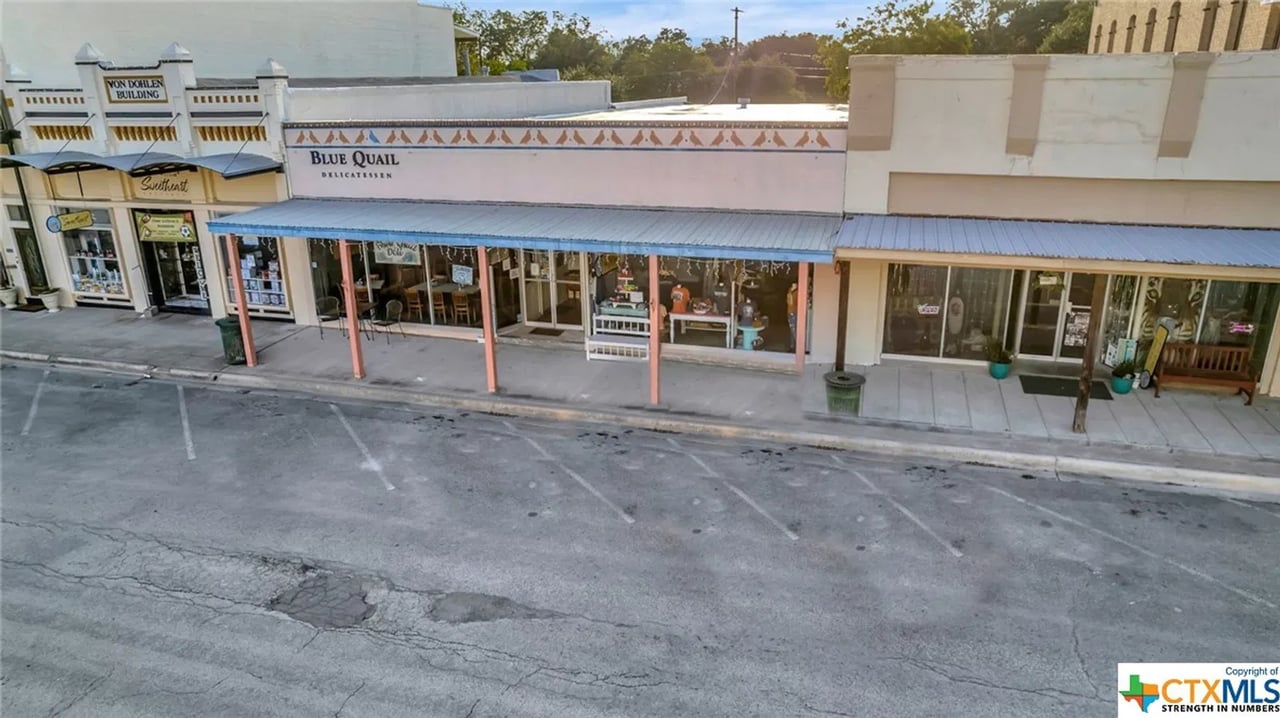224 S Commercial St