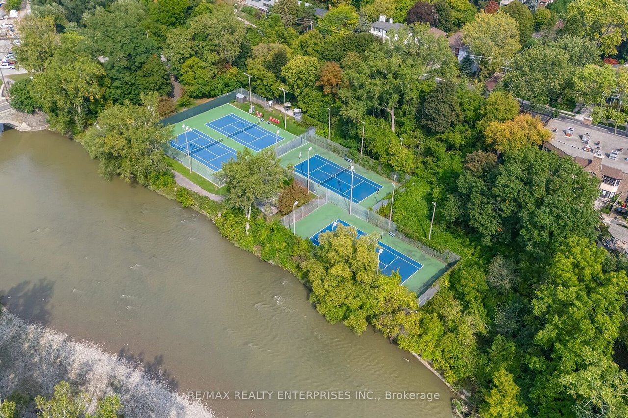 TERRACES OF OLD MILL PENTHOUSE