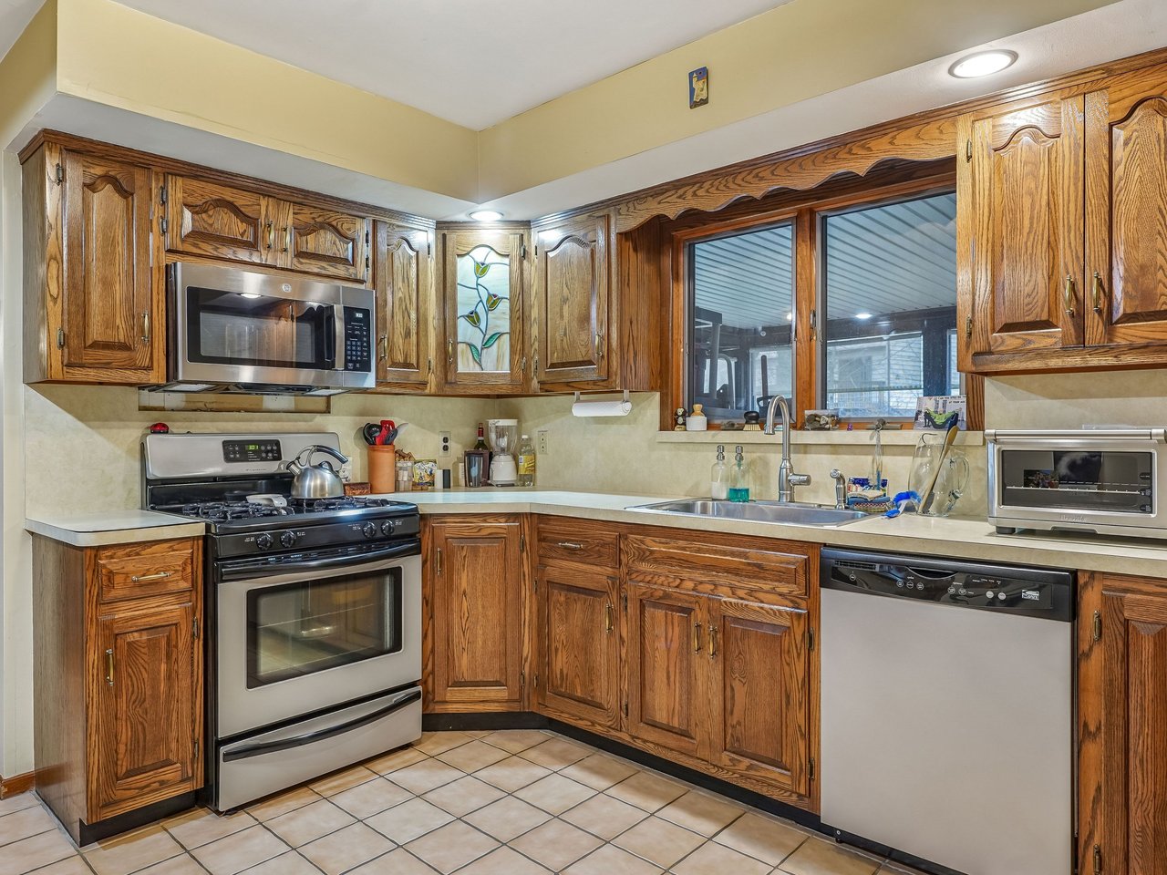 Exclusive Duplex Listing 2 Colby Court Lincoln Park, NJ