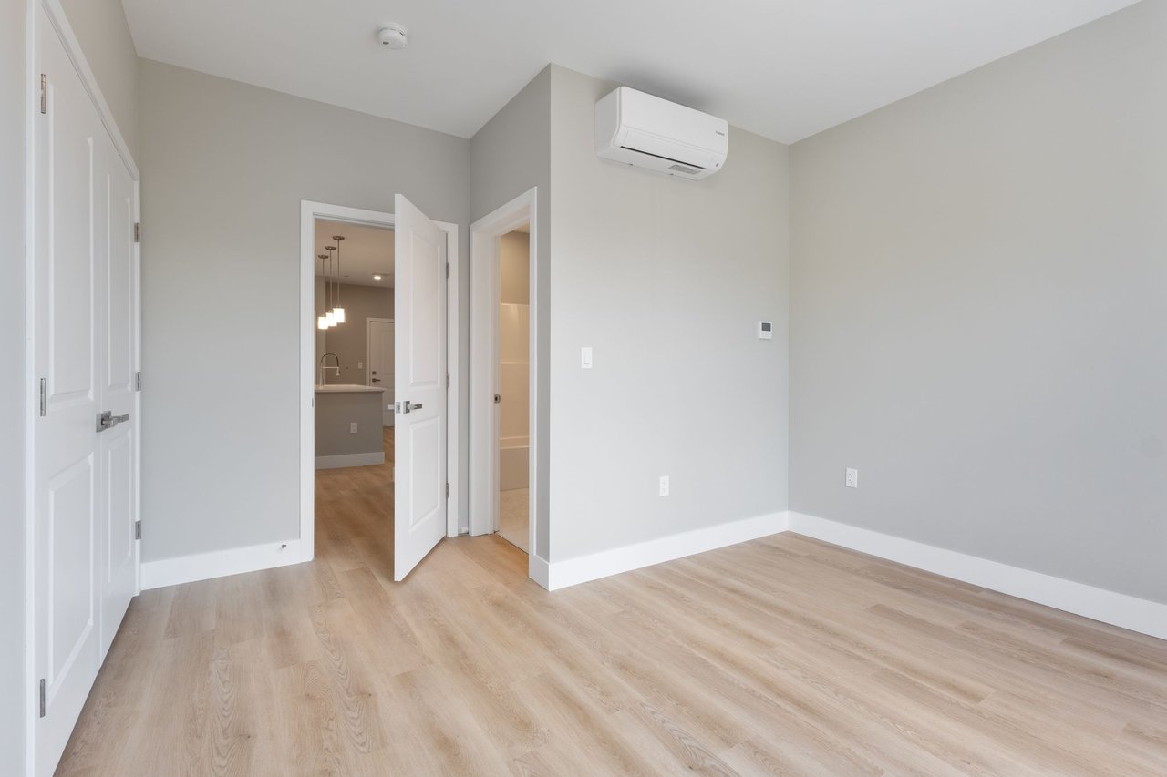 298 Main Street, 3E