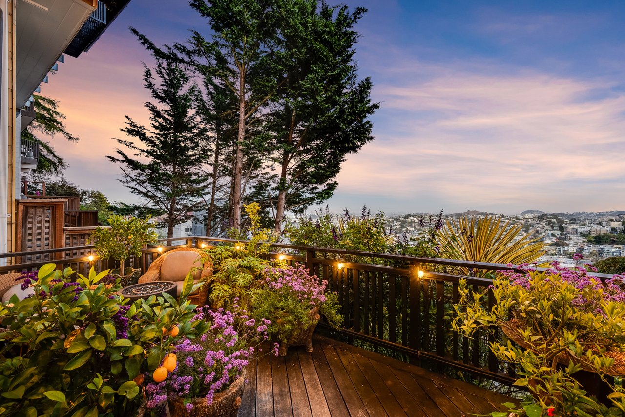 Craftsman Jewel With Sweeping Views