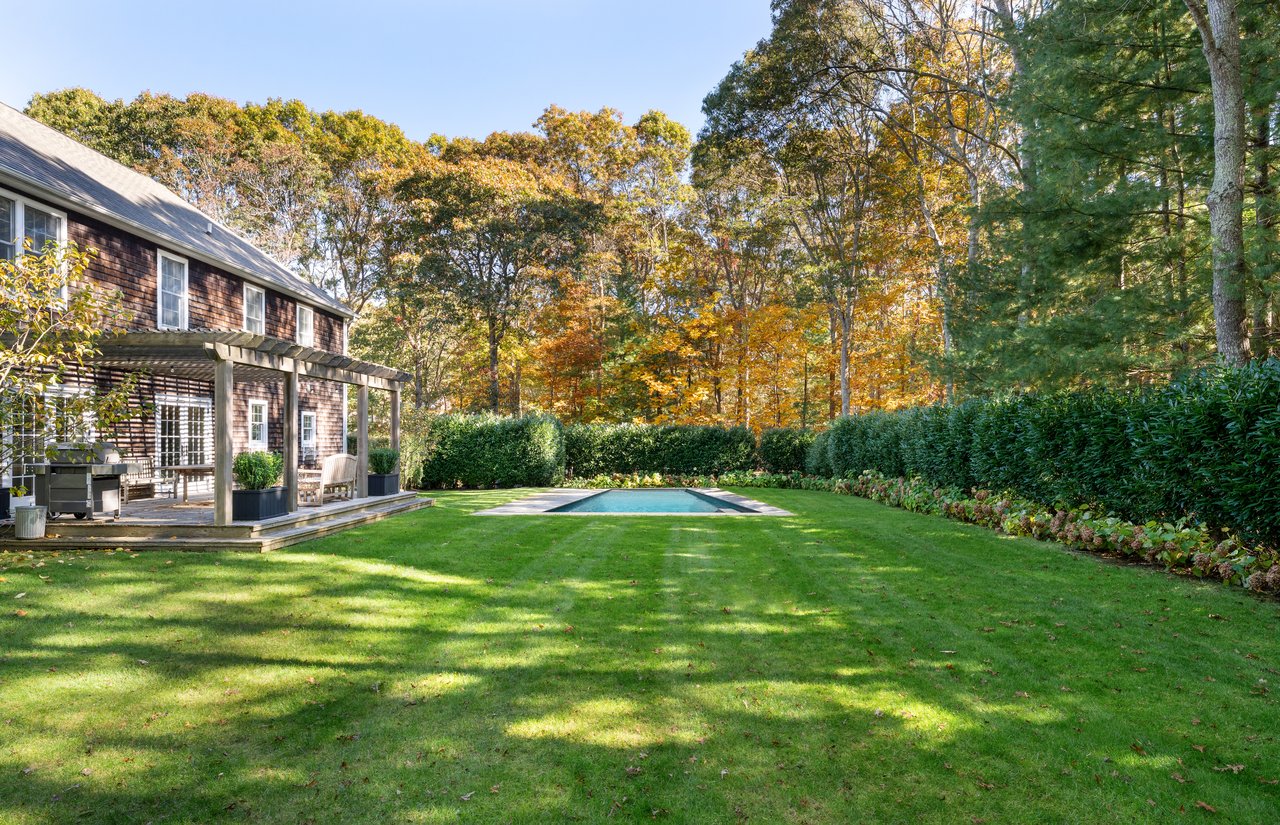 Private Sagaponack Estate Near the Ocean and Vineyards