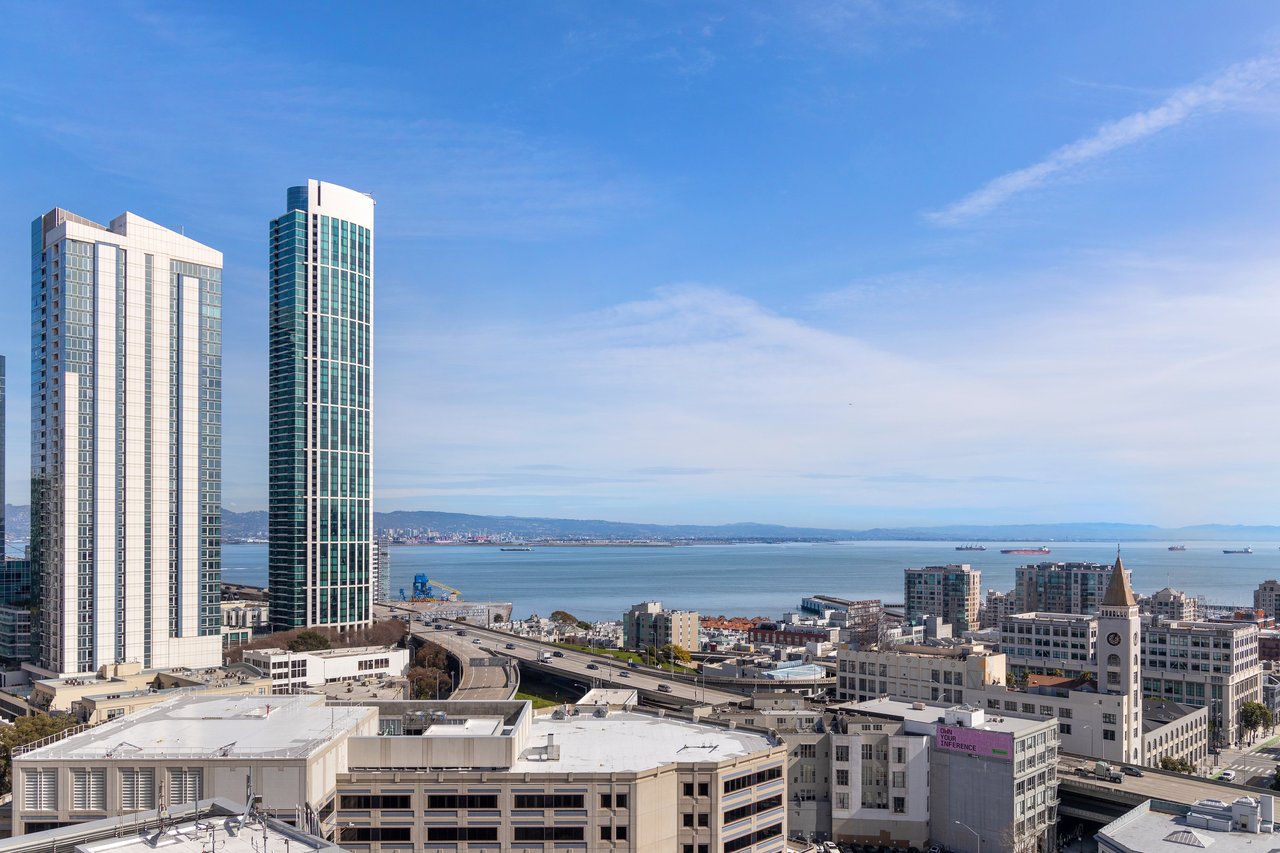 Three-Level SoMa Bay View Penthouse