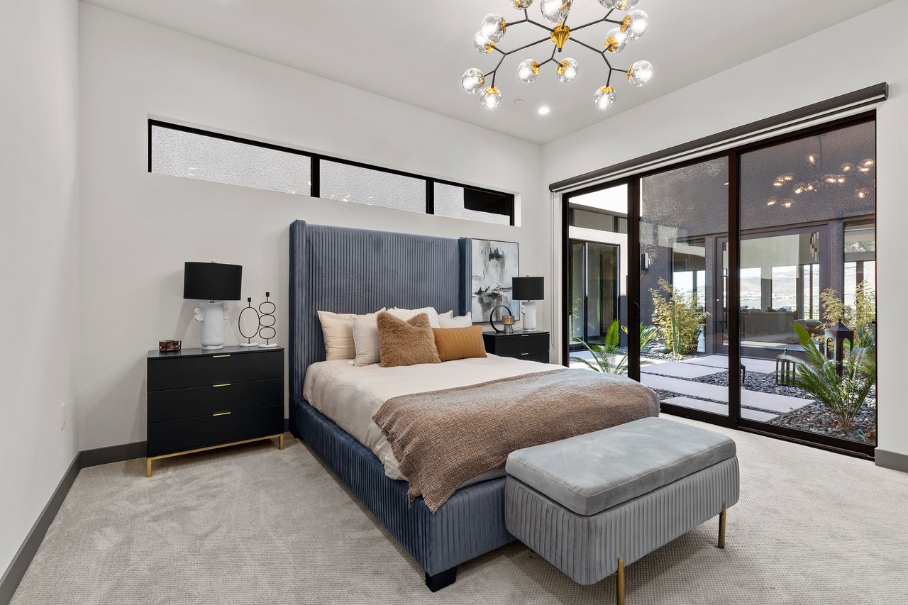 1463 Solitude Ridge Dr