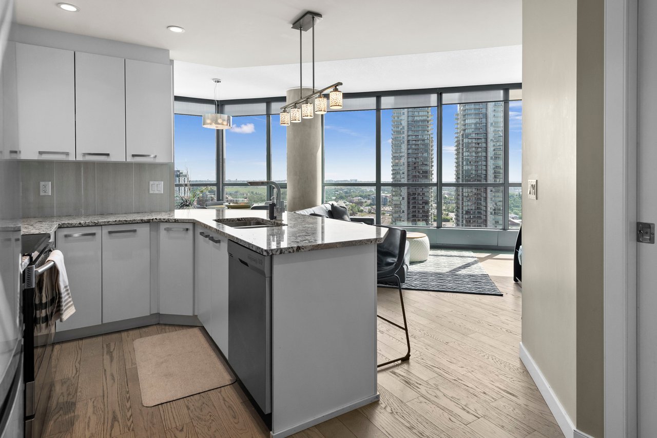 225 11 Avenue SE Unit: 2605
