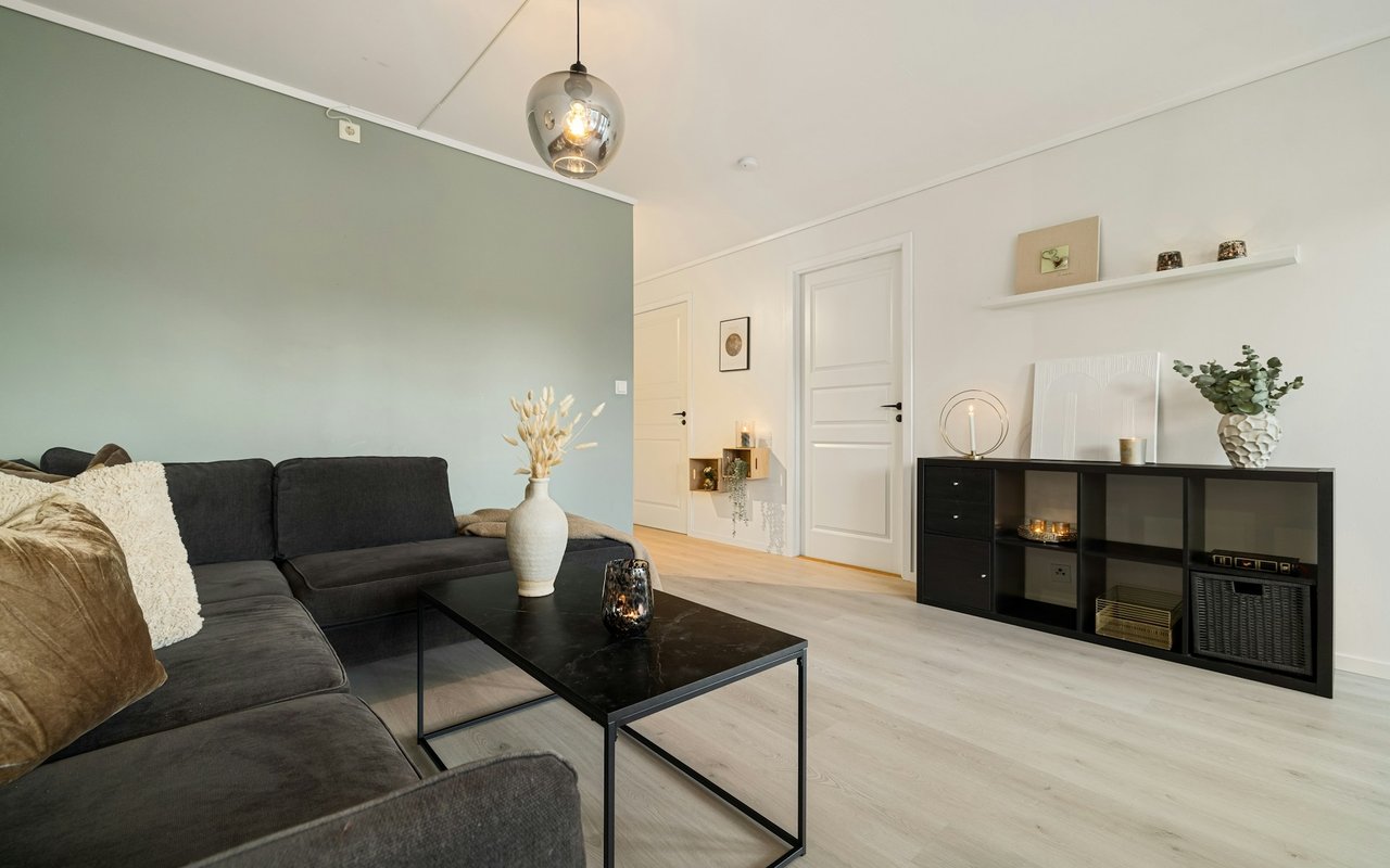 How To Sell Your Home And Buy One At The Same Time (Or In The Quickest Possible Succession)