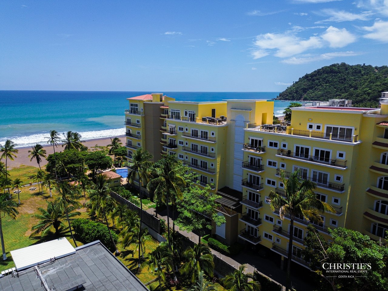 Acqua | Exclusive Oceanfront Living in Jacó