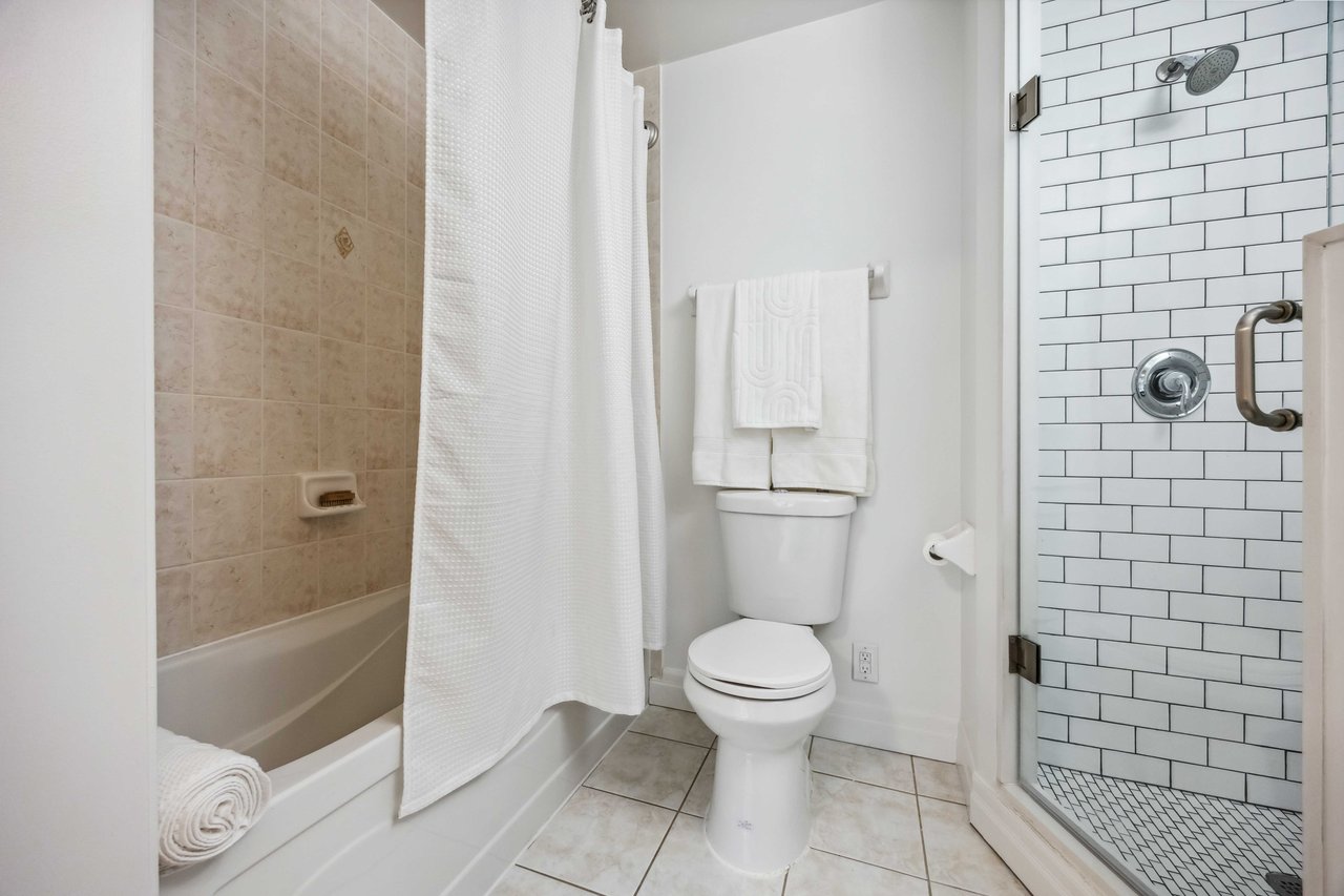 18 Spring Garden Ave Unit: 109