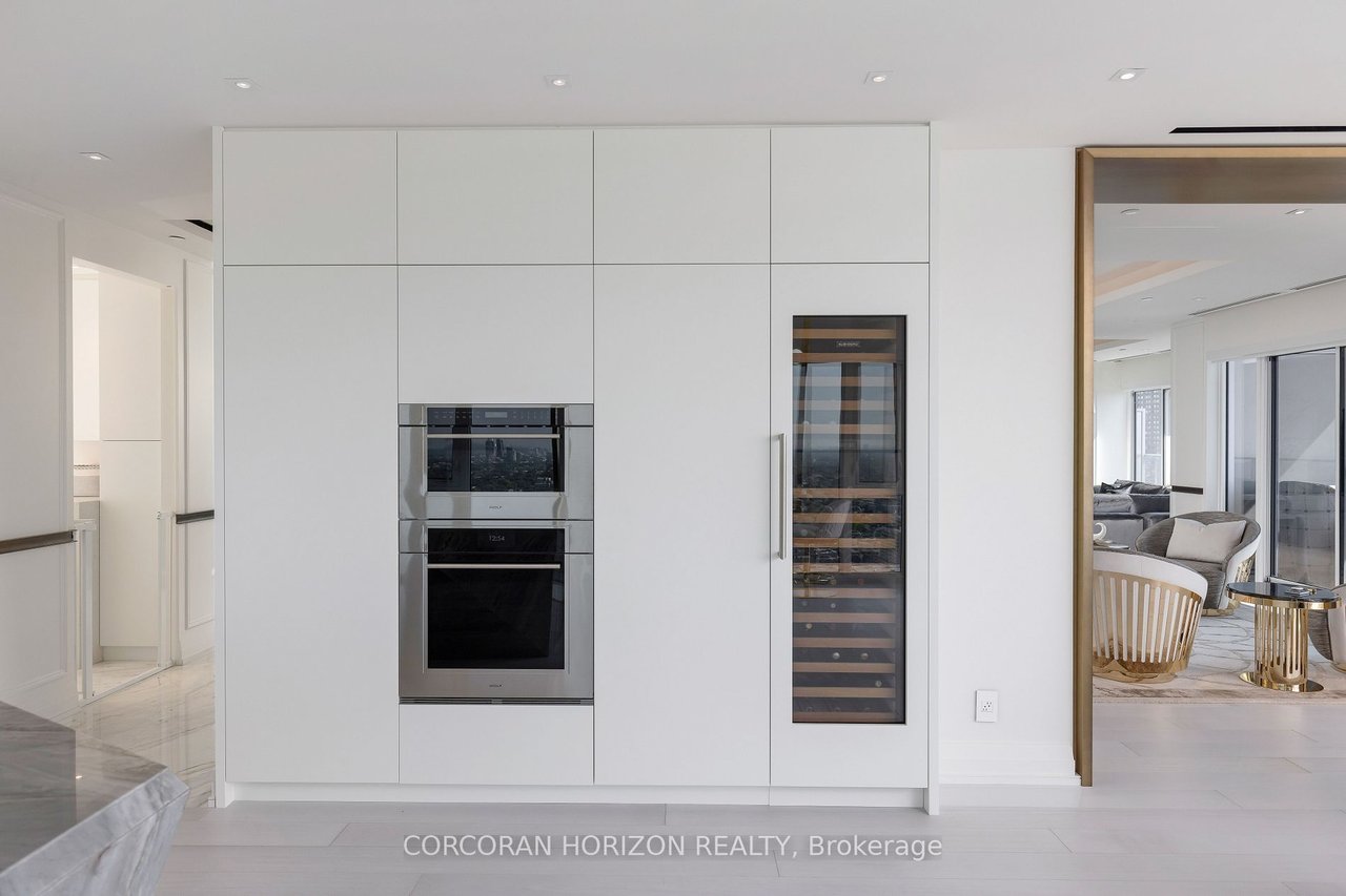 CROWN JEWEL OF YORKVILLE