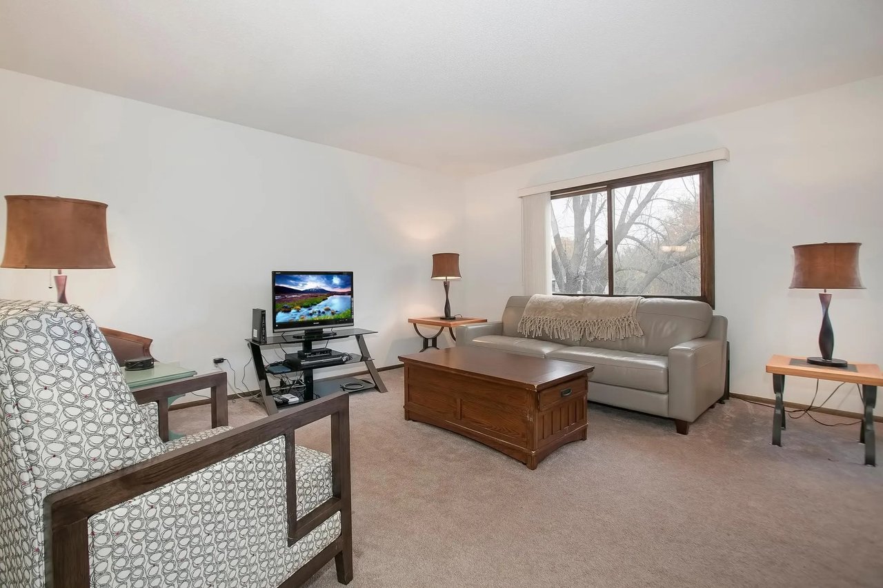3584 York Dr