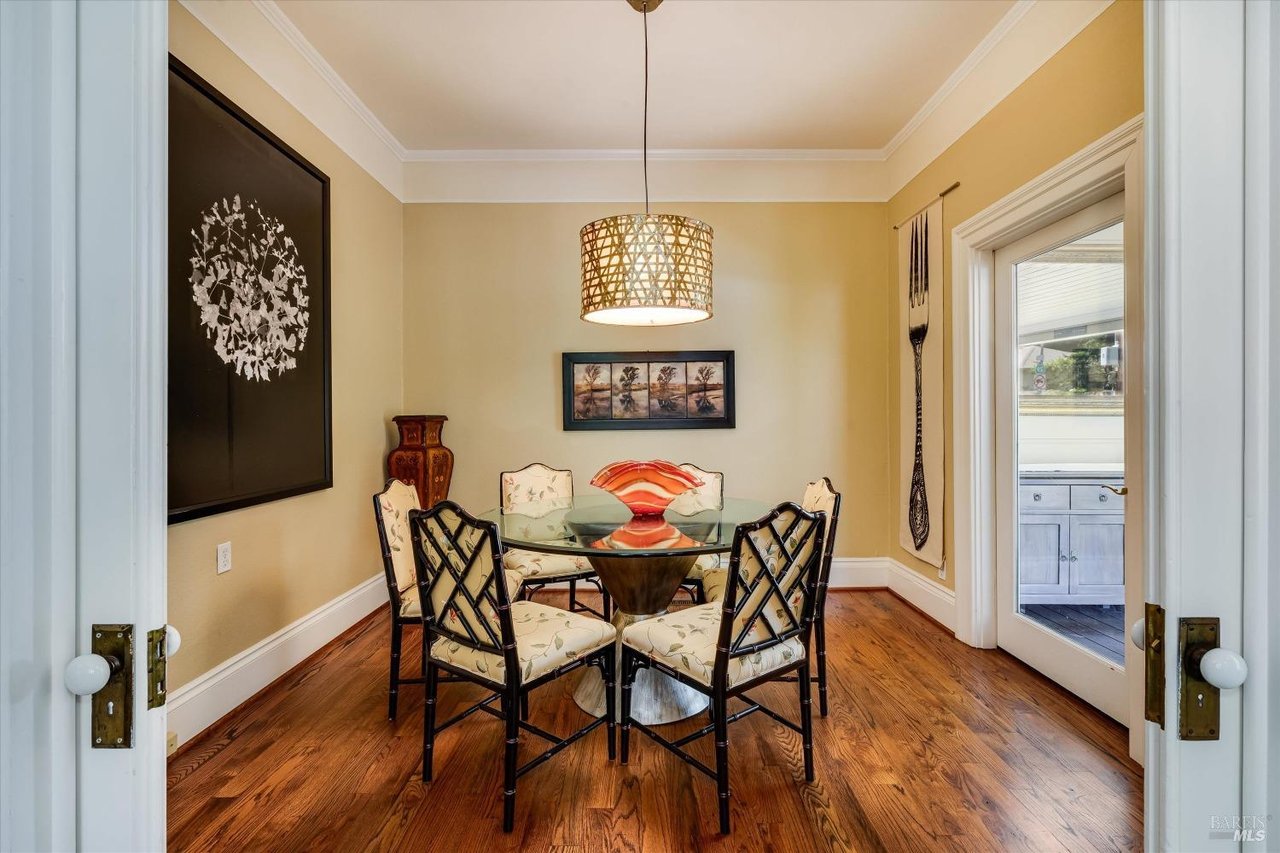 1139 Lincoln Ave, Calistoga