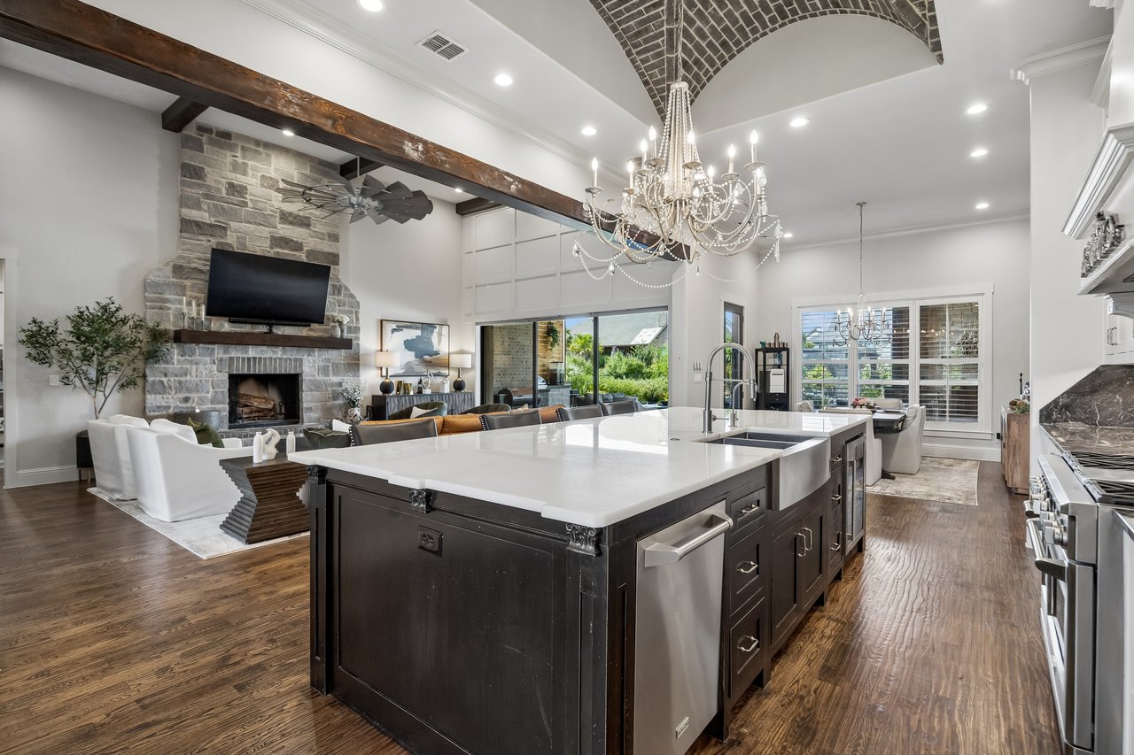 317 Knights Trail