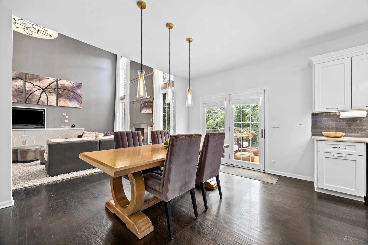 1950 Elmore Ave, Downers Grove