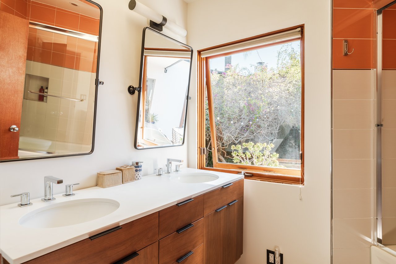 3604 Glenridge Dr, Sherman Oaks 