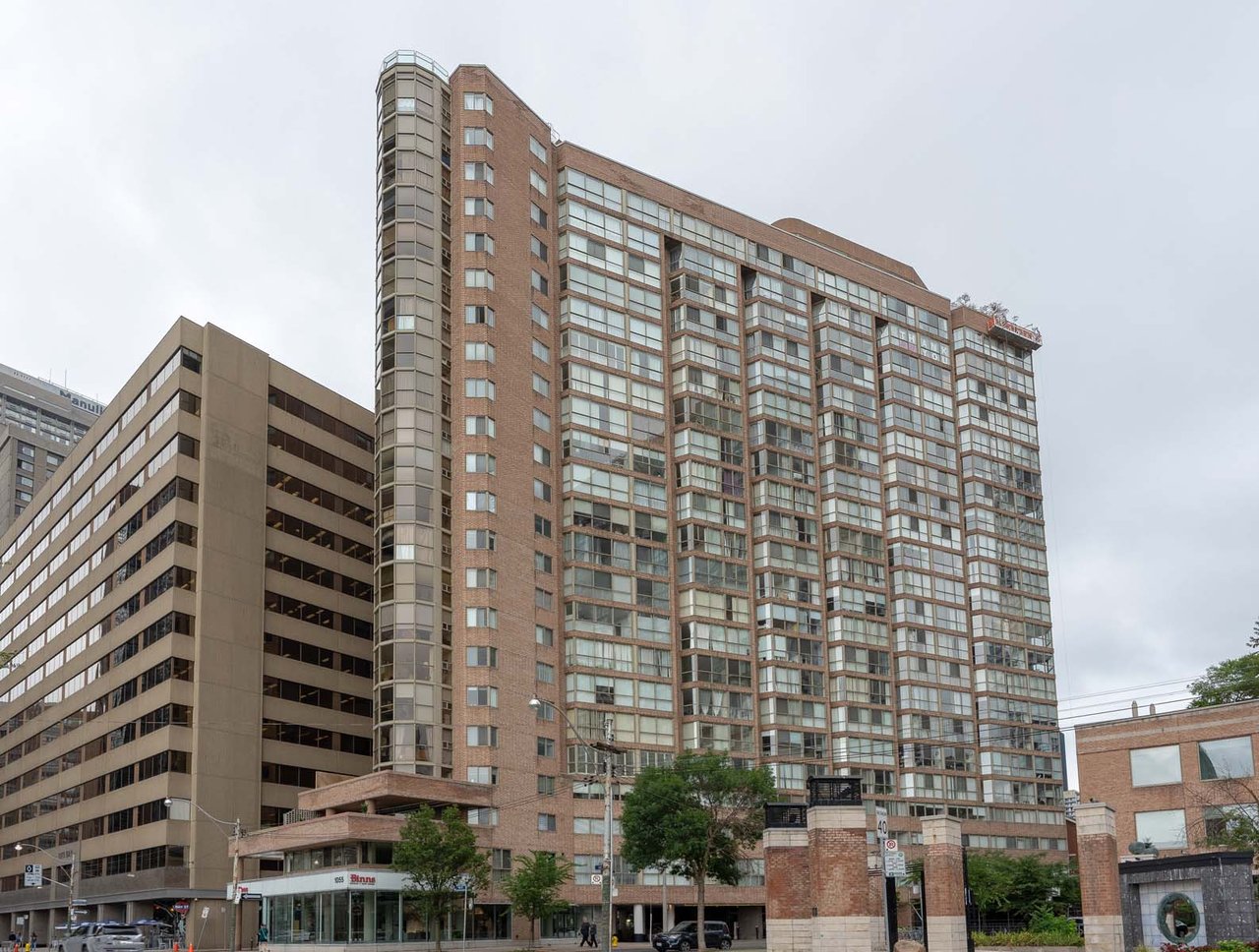 1055 Bay St, #1005