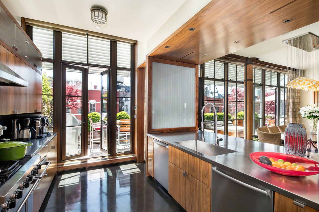 420 West Broadway, PHB