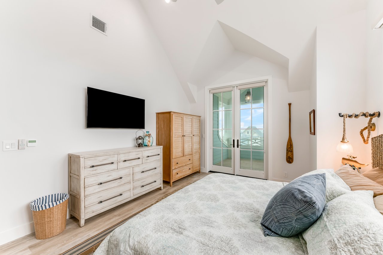 Dewdrop Street, 6110 Sq. Ft.