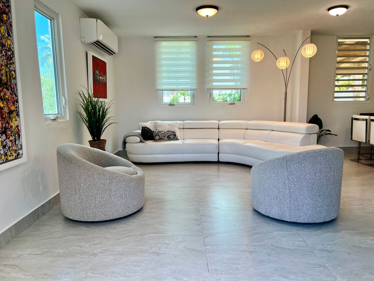 Ocean Breeze. Luxury 