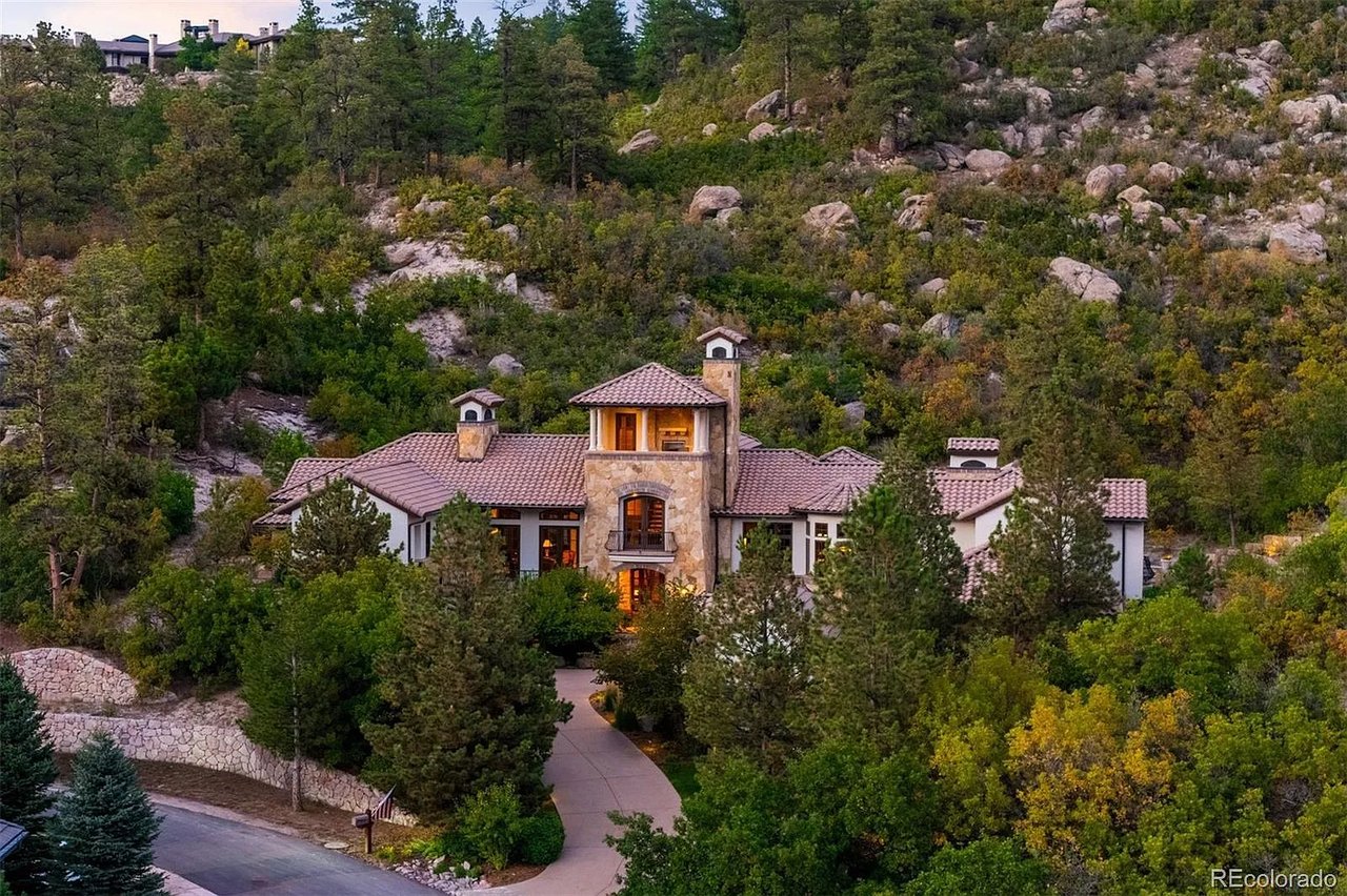 1033 Anaconda Drive