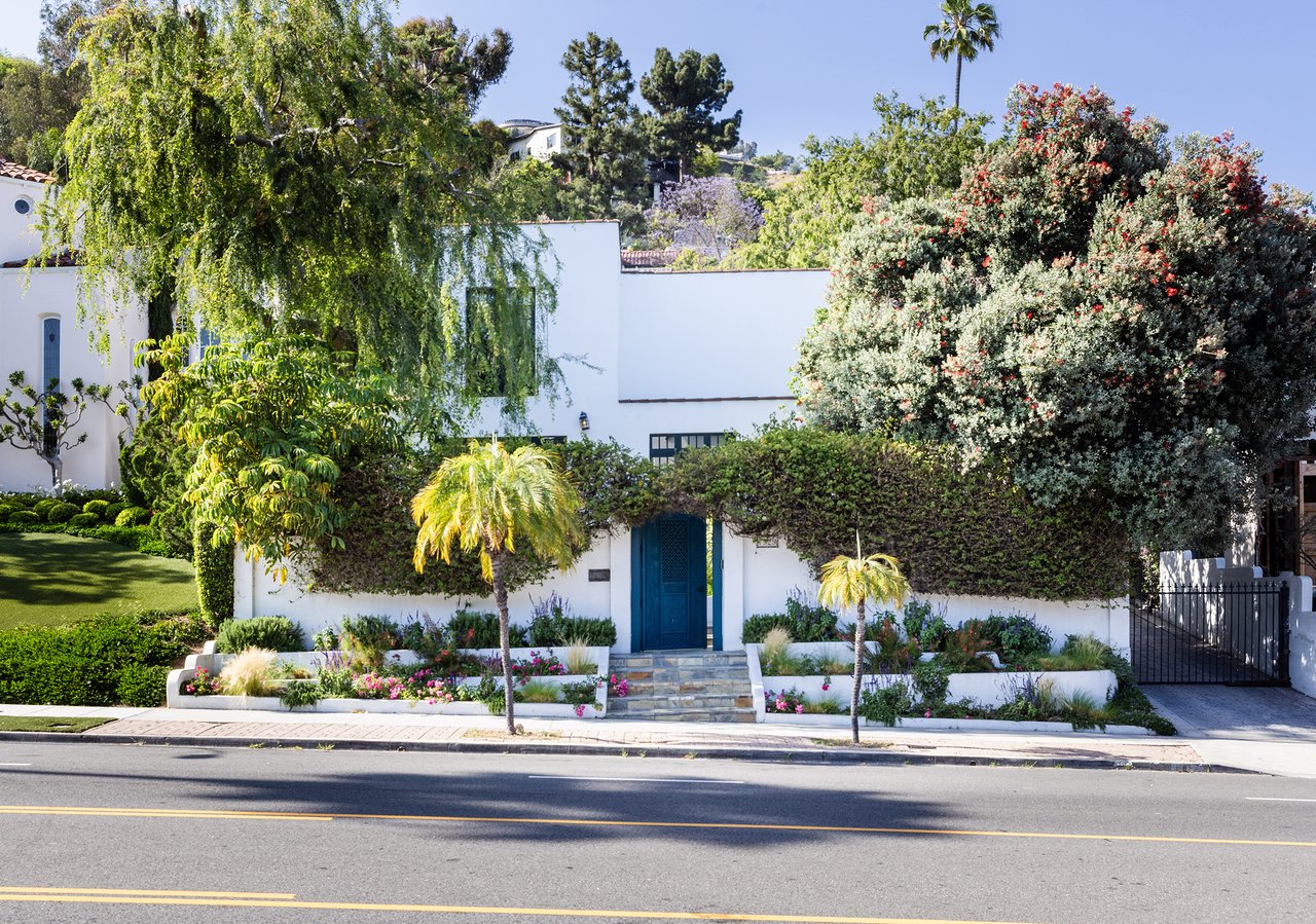 7929 Hollywood Boulevard