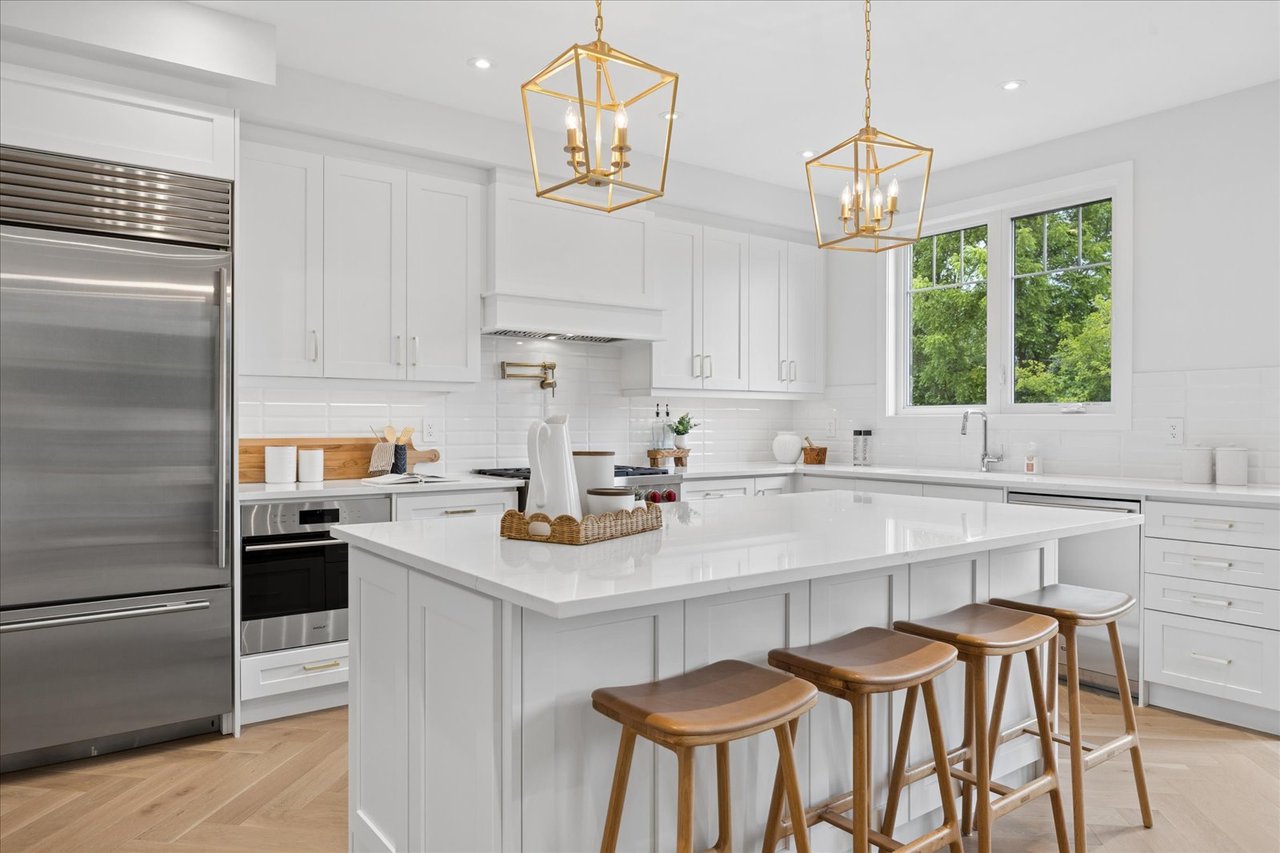 211 Busato Drive, Stouffville