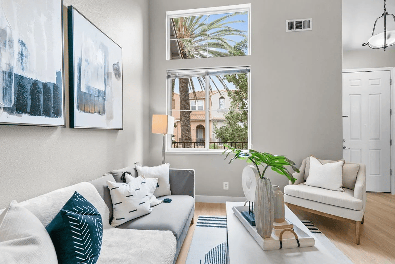 4505 Saint Palais Pl