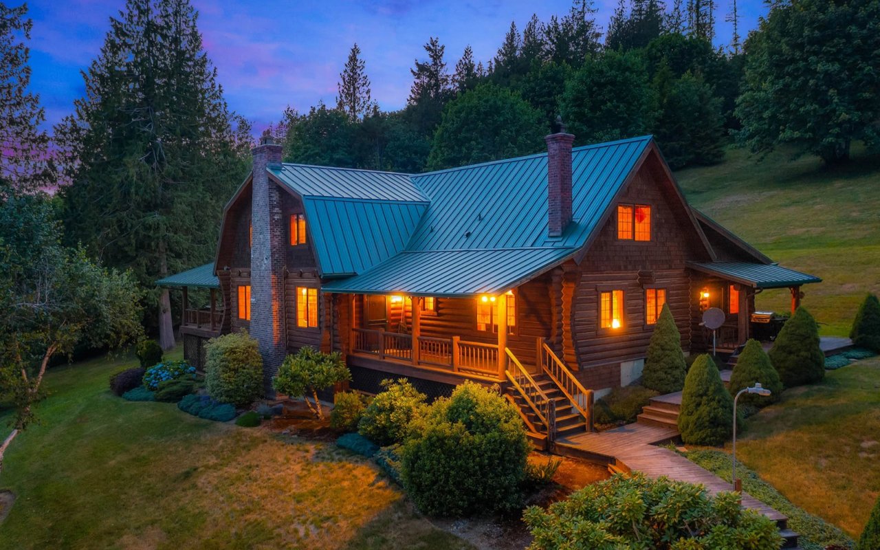 Just Listed in Sultan, WA!