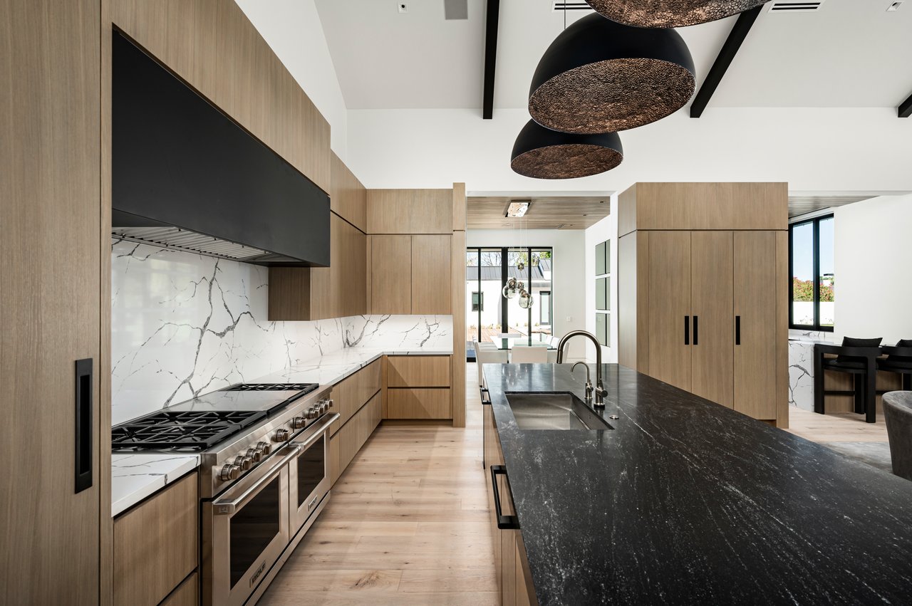 8015 N 74th Place, Scottsdale, AZ 85258