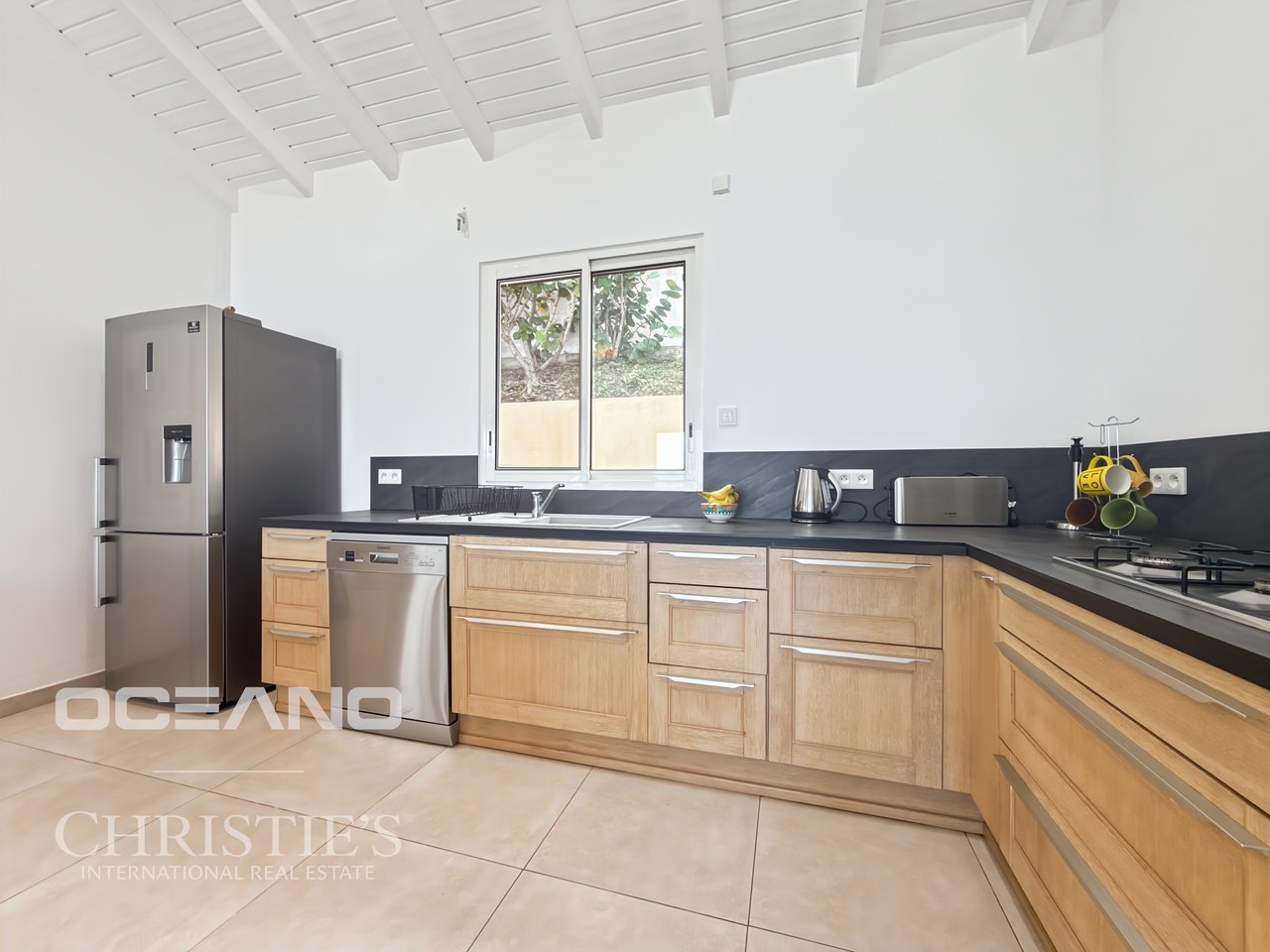 Villa with panoramic sea view