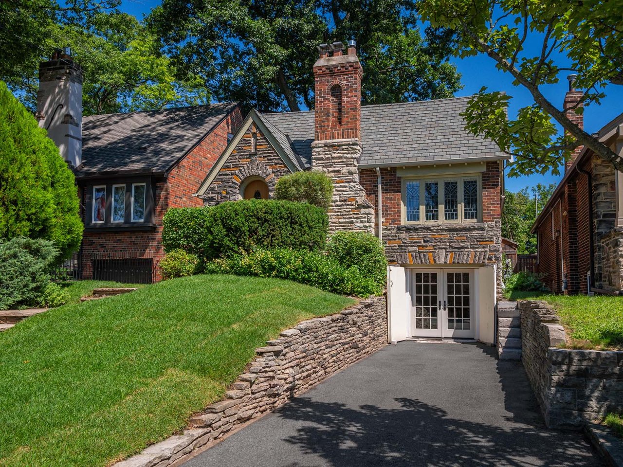 63 Fallingbrook Rd