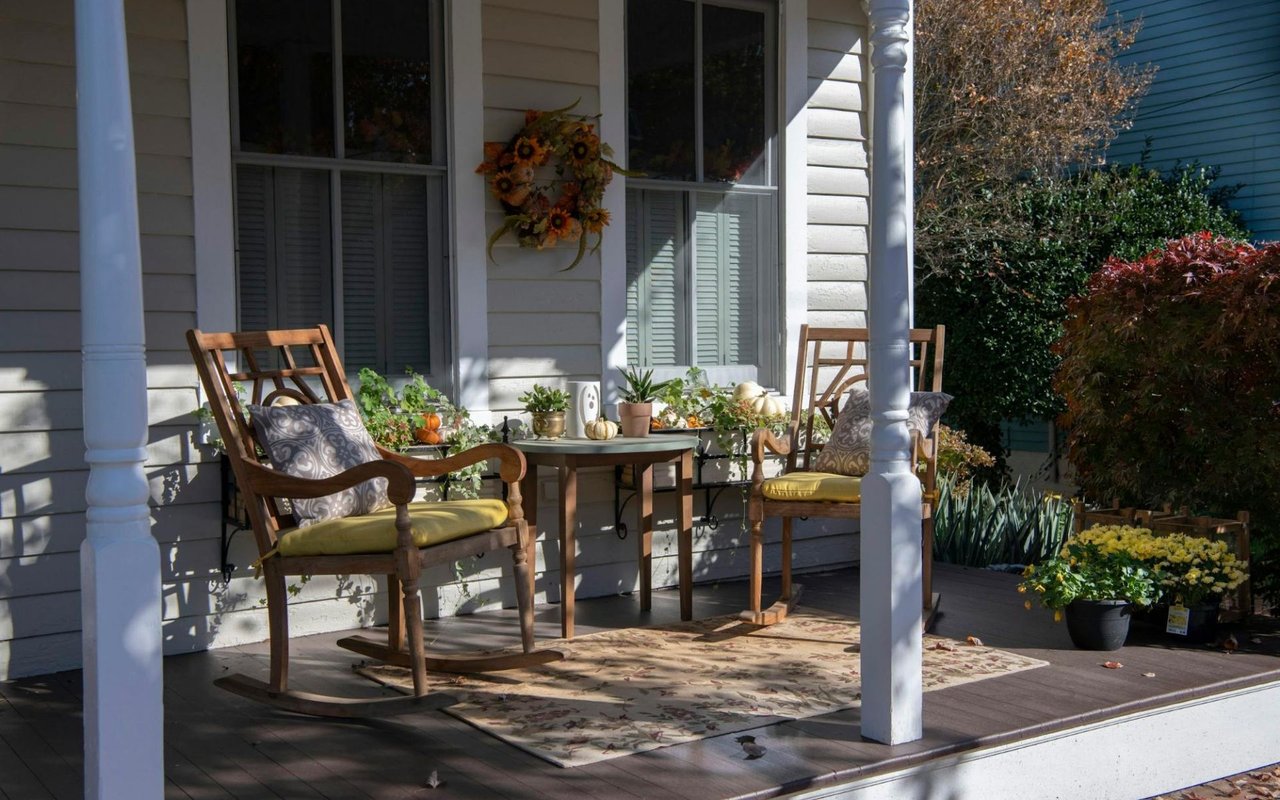 How to Boost Your Home's Curb Appeal in One Weekend