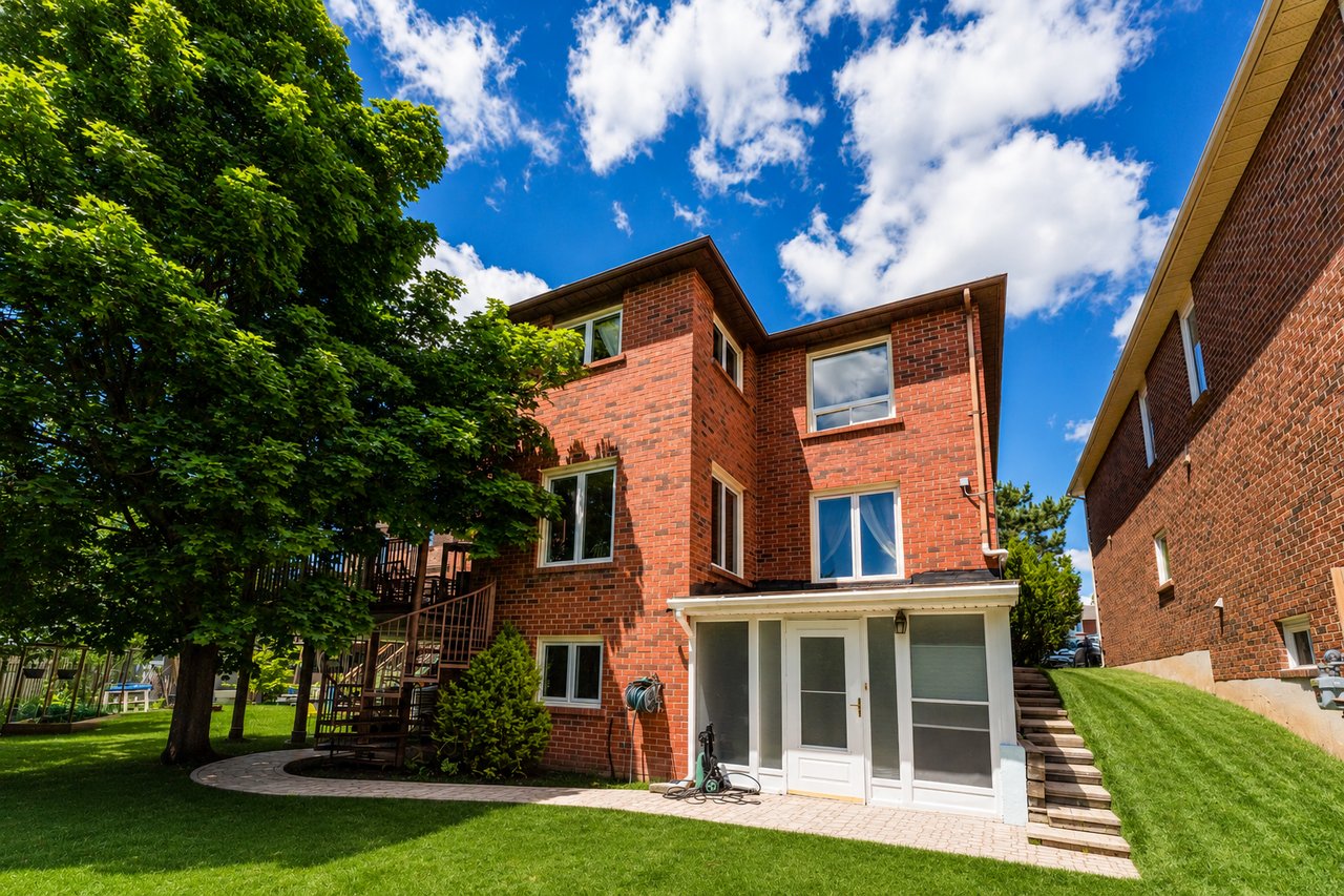 5 Hyde Park Drive