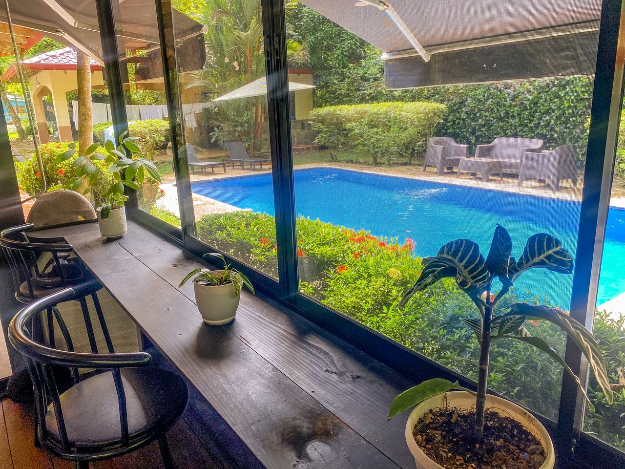 A riverfront 3-bed home on a large property In Ojochal, Costa Rica