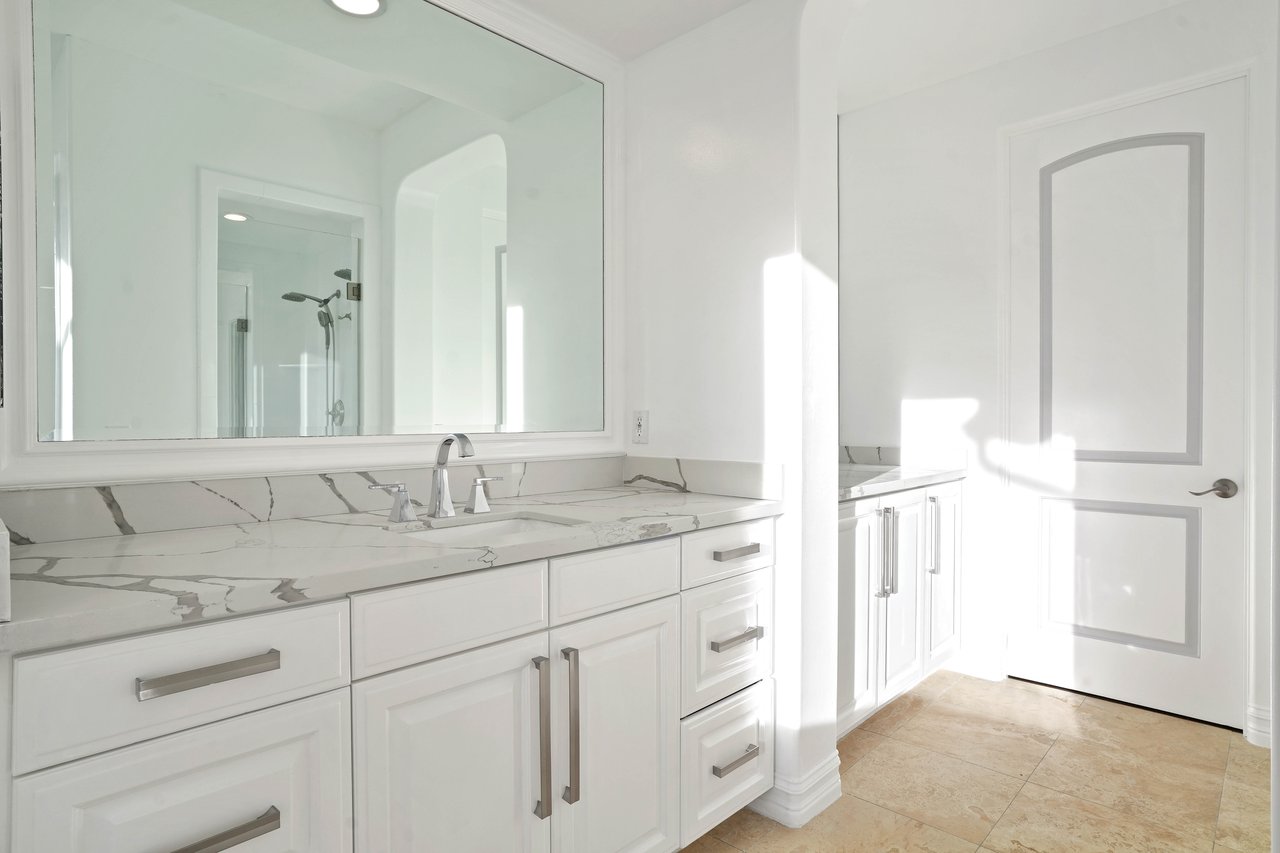5309 Louise Ave, Encino