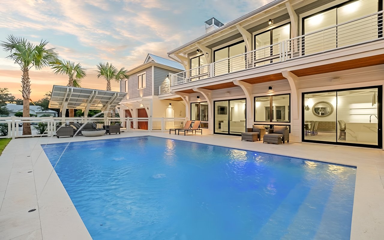 Steps From The Beach - New Construction Designer Home With Pool And Carriage House