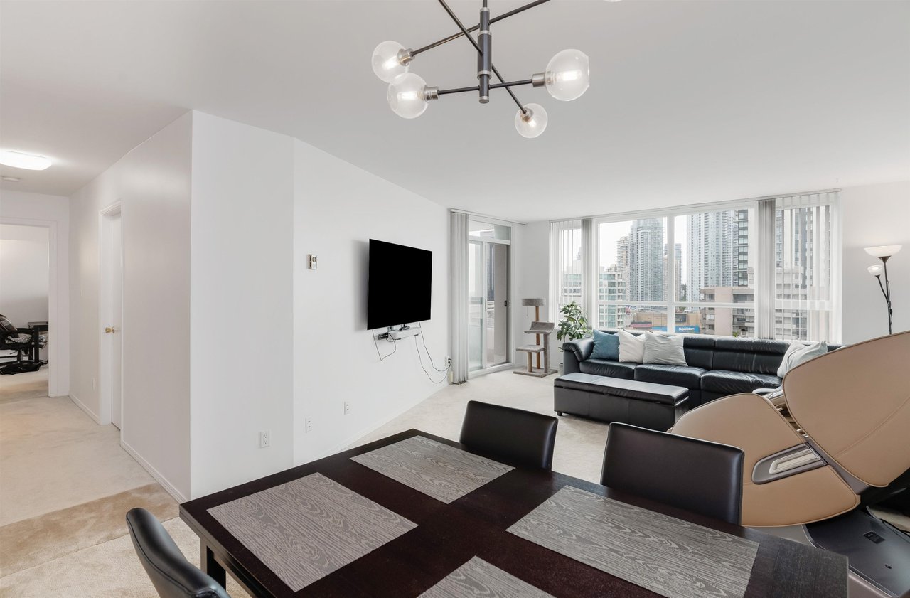 6055 Nelson Ave, #2102