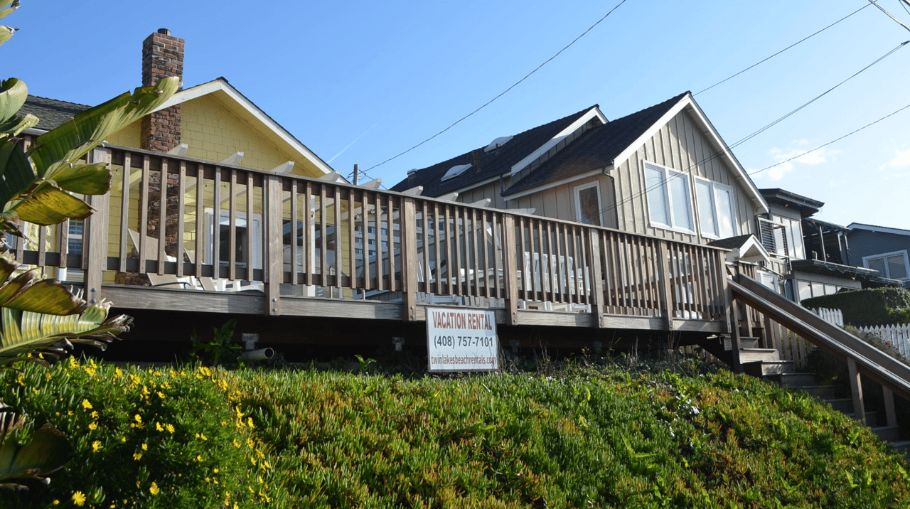 Santa Cruz County supervisors advance new limits on vacation rentals