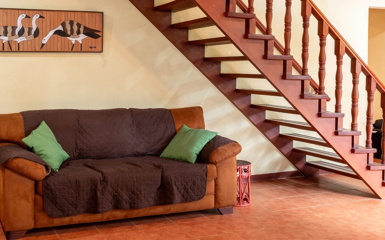 Fully Furnished 3-Bedroom Home in Tinamastes | 0.4 Acres