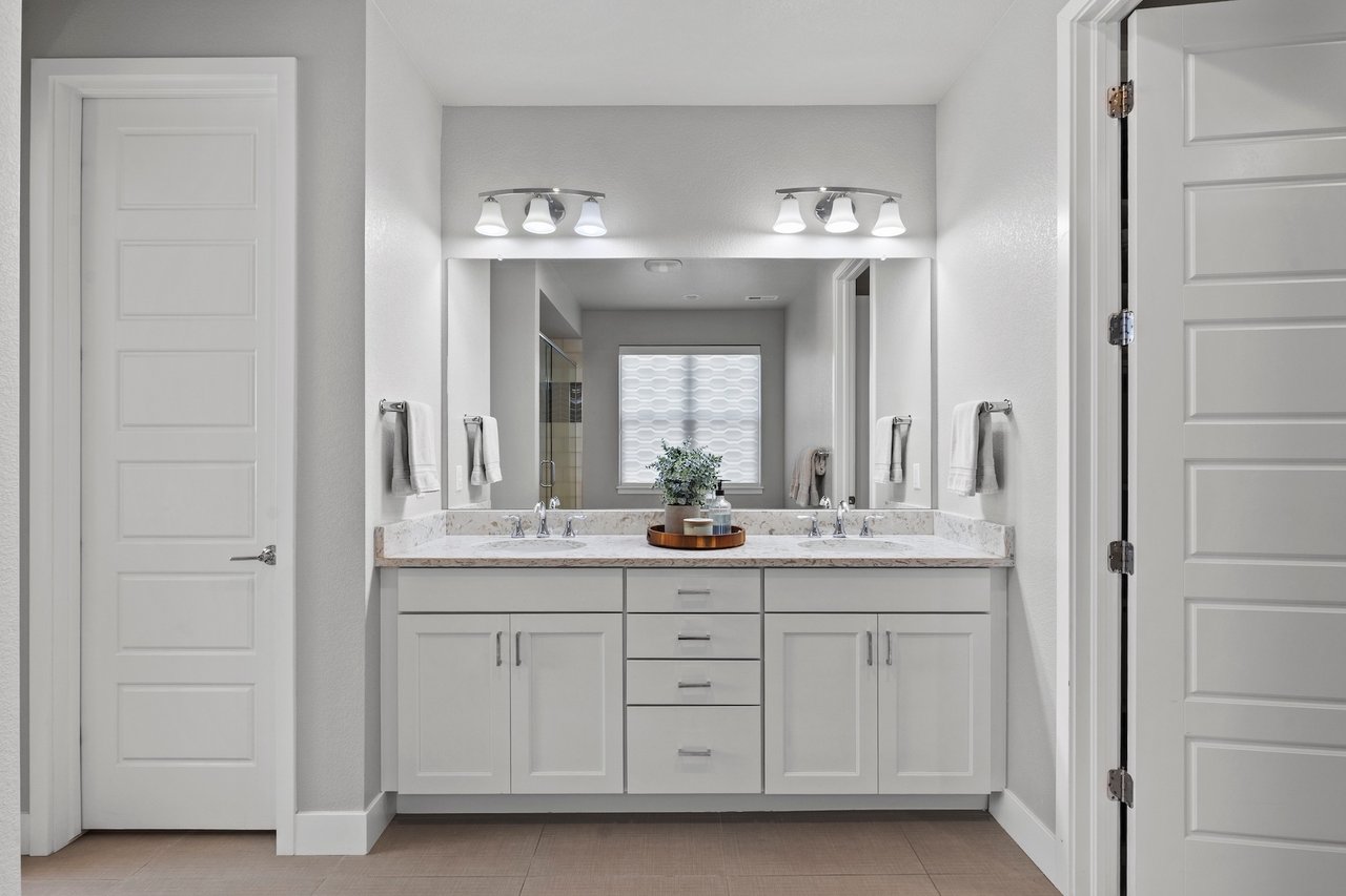 10424 Maplebrook Way